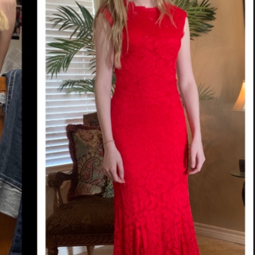 Homecoming/ Prom Dress- Size 0-2 (Has Some Stretch) -